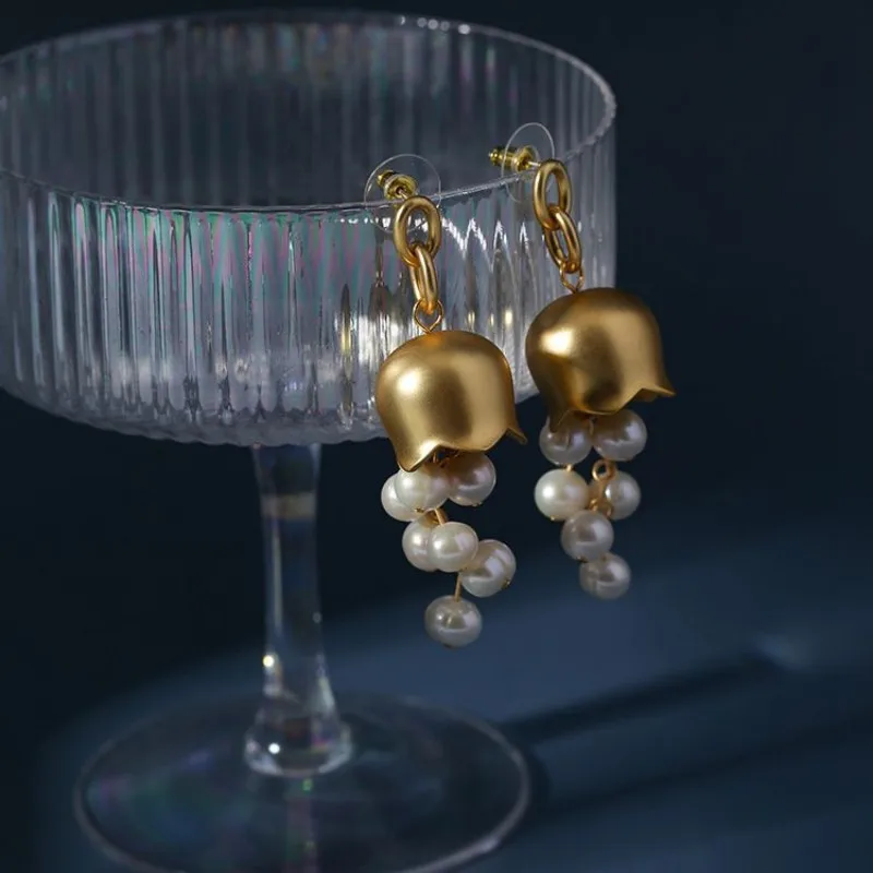 

Ins Style Earrings Female Personality Retro Fashion Trend Gold and Silver Bells Wind Chimes Long Pearl Earrings