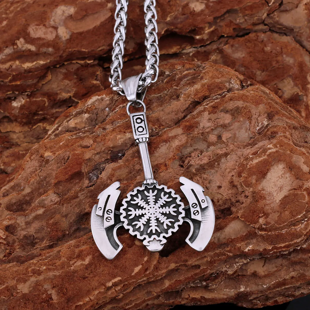 

Never Fade Vintage Viking Odin Axe Stainless Steel Necklace Nordic Men's Compass Rune Amulet Pendant Fashion Jewelry Accessories