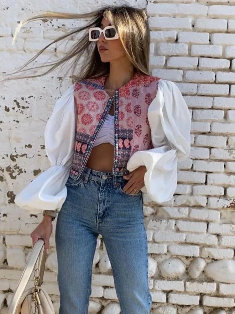 

2023 Summer Chic Embroidered Printed Vest Women Vintage Sleeveless Top Cardigan Causal Loose Female High Street Waistcoat