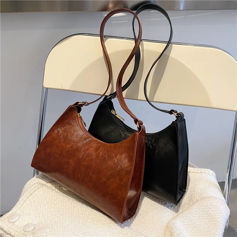 

New Vintage Shoulder Underarm Bag for Women Solid Colour PU Leather Simple Female Daily Bag Casual Handbag Purse Clutches