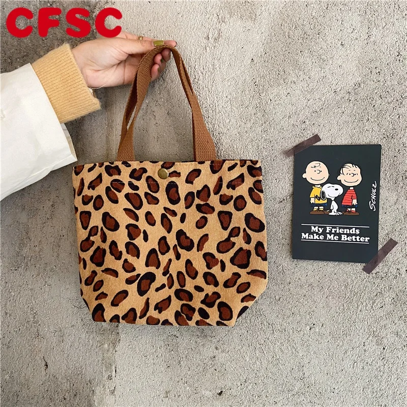 

Literary Corduroy Women's Bag 2022 New Trend Daisy Print Handbags Lunch Box Casual Buckle Small Square Bag Small Shopping Bag