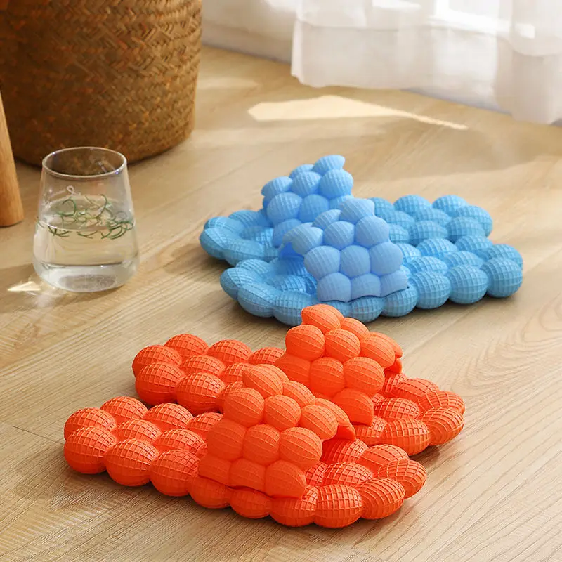 Woman's Slippers Summer New 2023 Sandals Woman Cloud Indoor House Low Home Smiley Face Cute Flat Bubble Slides with Charms Beach