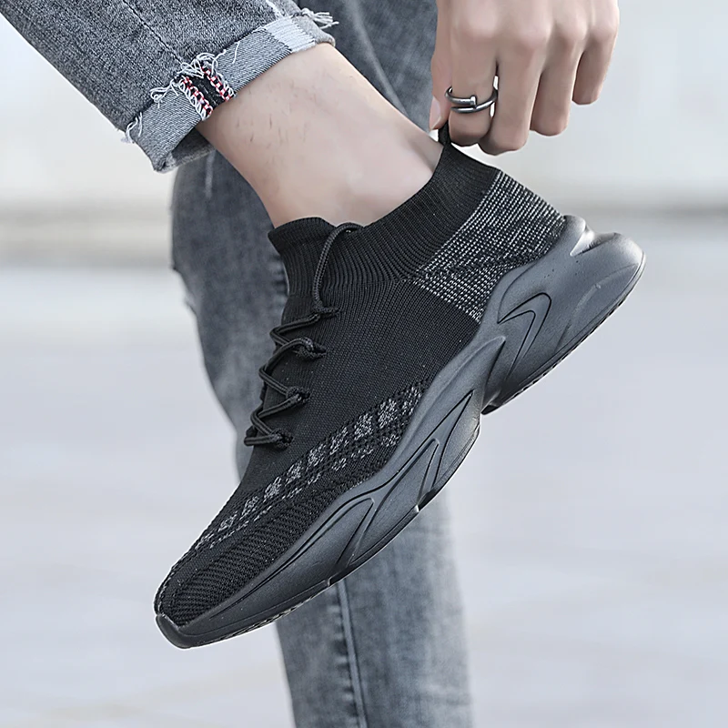 

Men's Leisure Sports Fly Braided Coconut Breathable Shoes Lightweight and Comfortable Classic Outdoor Couples Running Shoes