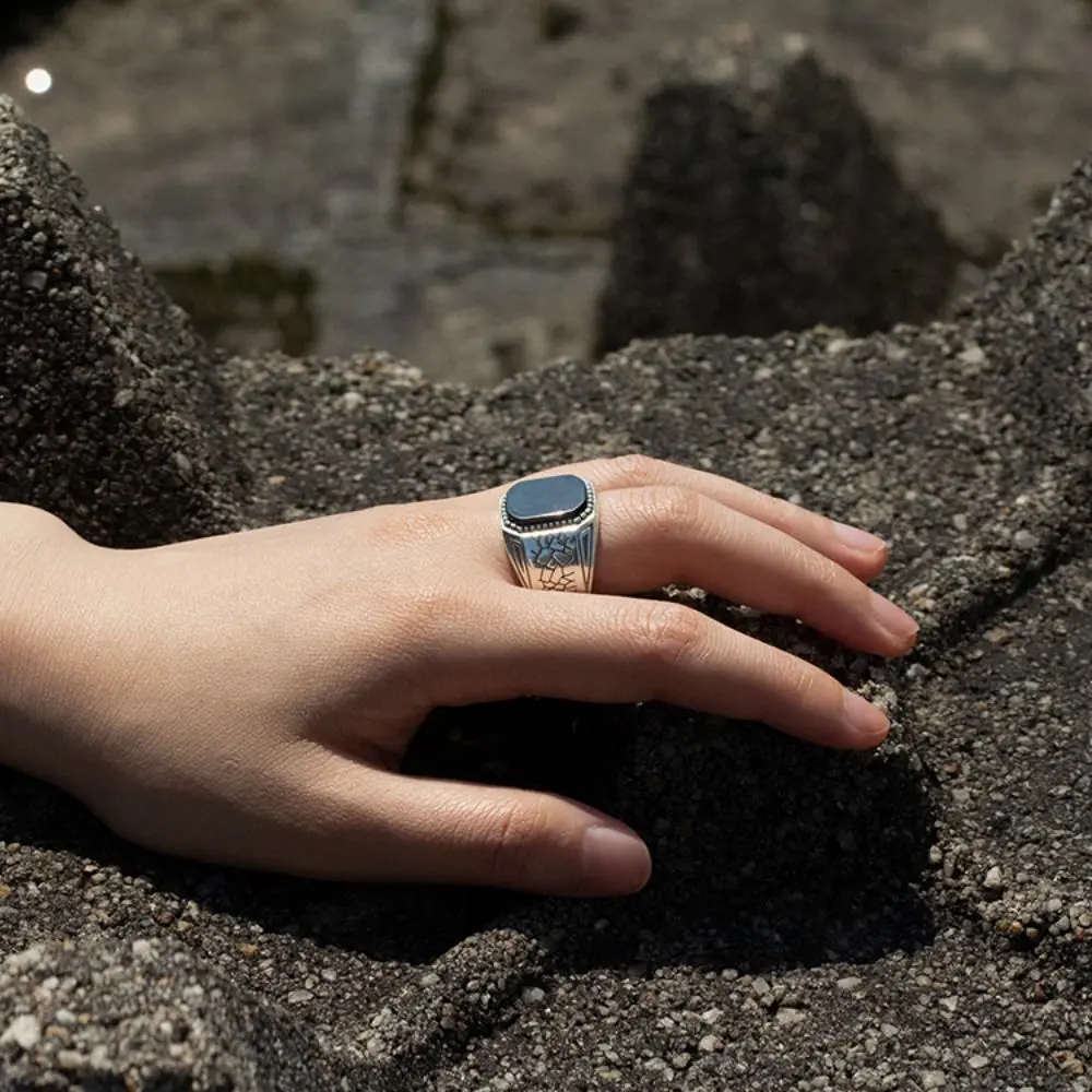 Мужское серебряное кольцо