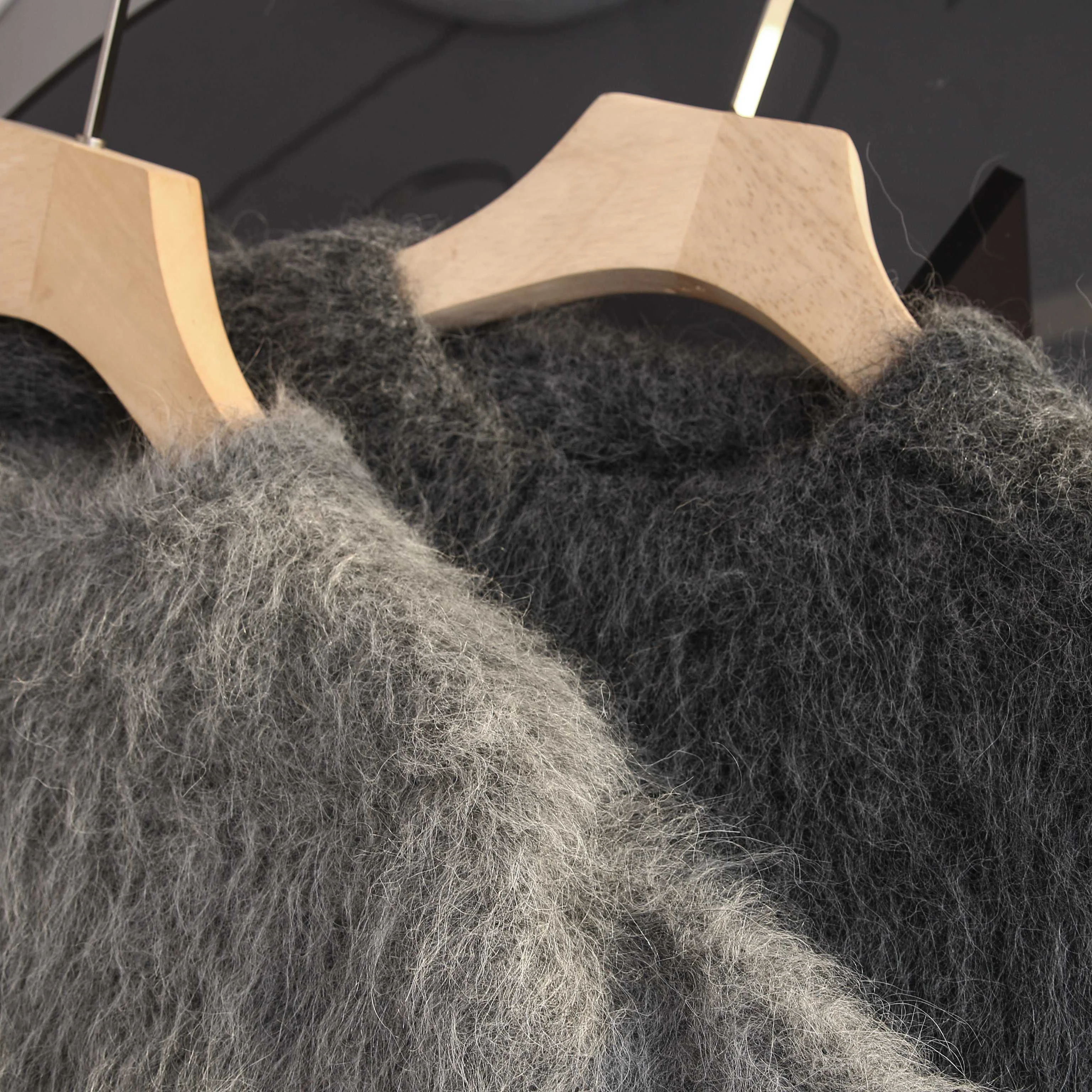 Женский однотонный свитер из альпаки