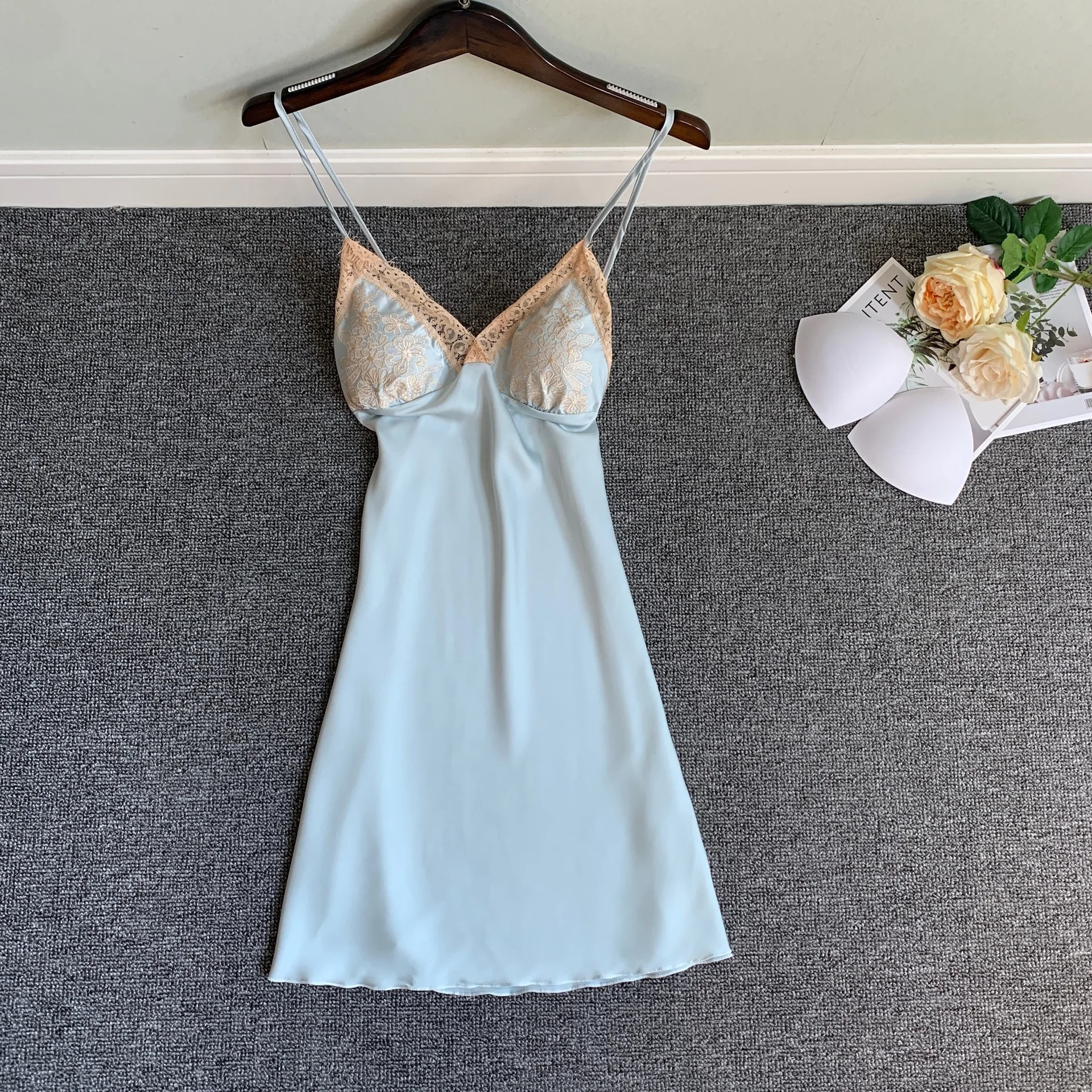 Sling pajamas women spring and summer new lace sexy nightdress pure desire wind with chest pad ice silk pajamas home