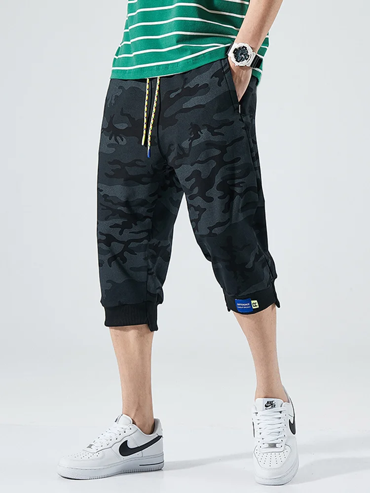 

Камуфляжные мужские короткие бриджи, новинка 2022, уличная одежда в стиле хип-хоп, шаровары, Капри, спортивные брюки, повседневные шорты для бе...