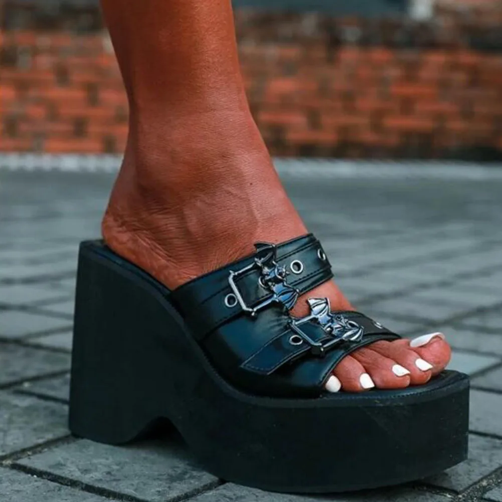 

KarinLuna Dropship 2022 Summer Bat & Buckle Decor Wedge Slide Sandals Gothic Platform Mules Shoes Comfy Fashion Women Shoes