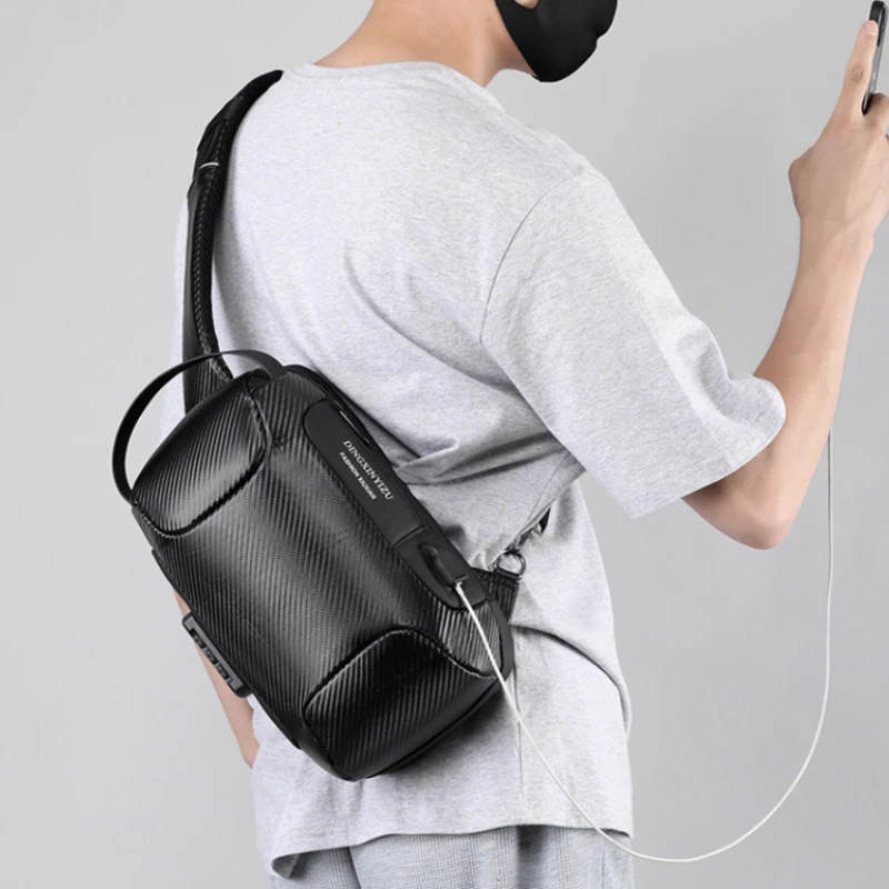 Sling Fashion  Chest Bag New Ani-thief Men Crossbody Bag Waterproof Shoulder Bags USB Charging Short Trip For Male Travel Pack