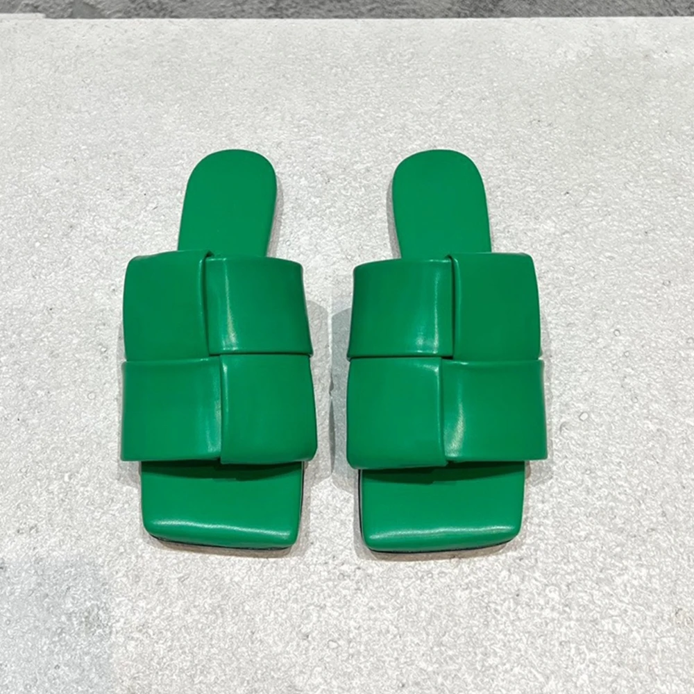 New Summer Slippers Square Toe Flat Woven Fashion Sandals Weave Monochrome Ladies Outdoor Holiday Casual Shoes Big Size 43