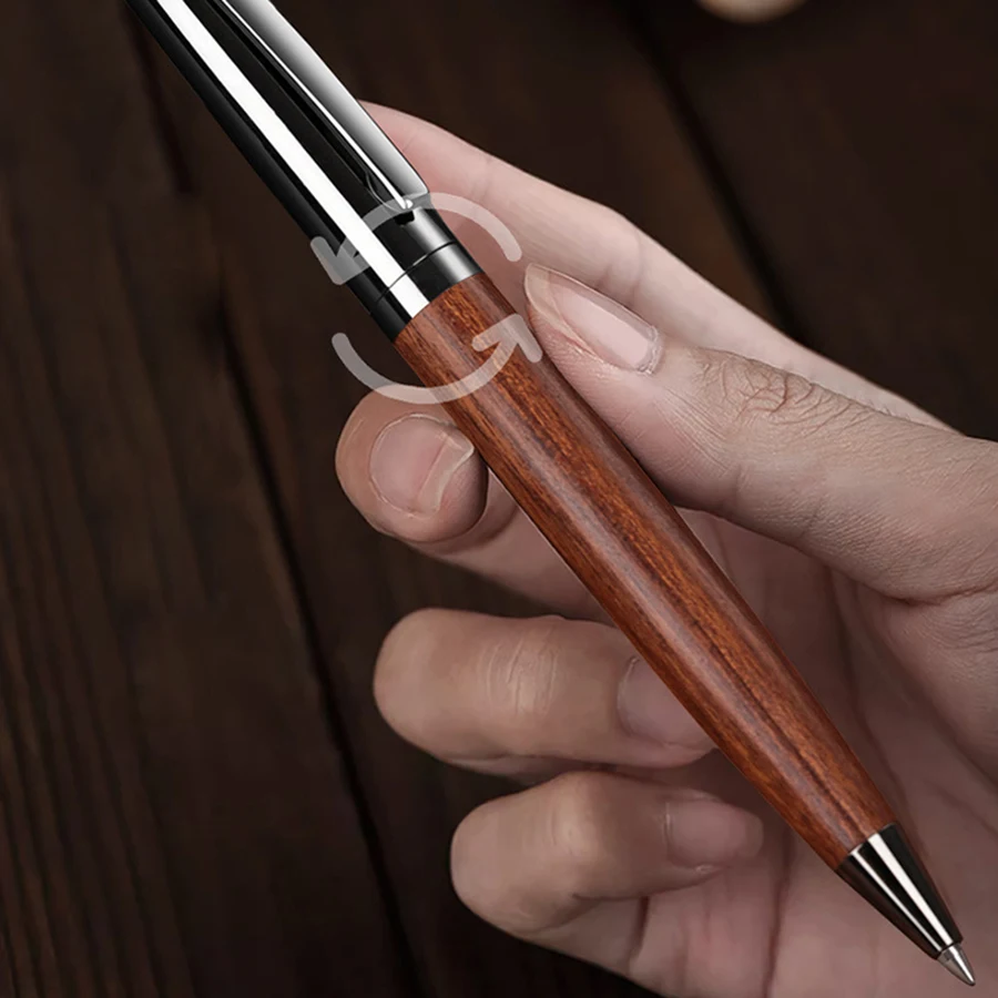 Шариковая ручка в деловом стиле