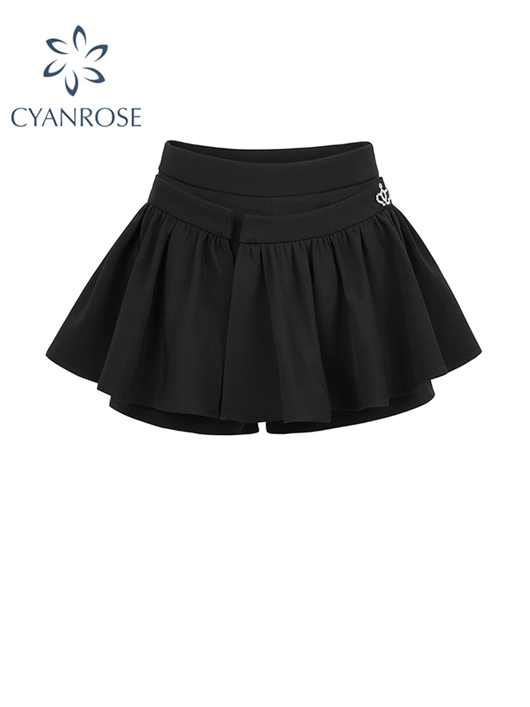 

Women's Black Gothic Shorts Skirt Y2k Vintage Harajuku Punk 90s Skirt 2000s Korean High Waist A-Line Mini Skirts Summer Clothes