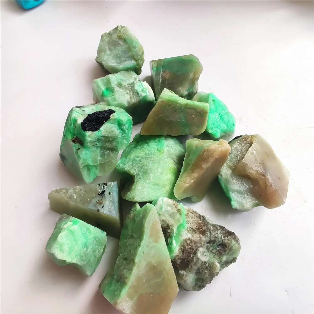 

New Arrival Natural Green Moonstone Rough Stones Feldspar Family Mineral Specimen Healing Gemstone Collections Aquariums Decor