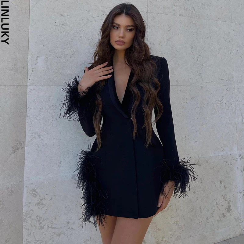 

Женский шерстяной пиджак с V-образным вырезом и длинными рукавами