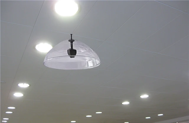 Высокое качество звука Встроенный цифровой плеер Активный аудиофокус