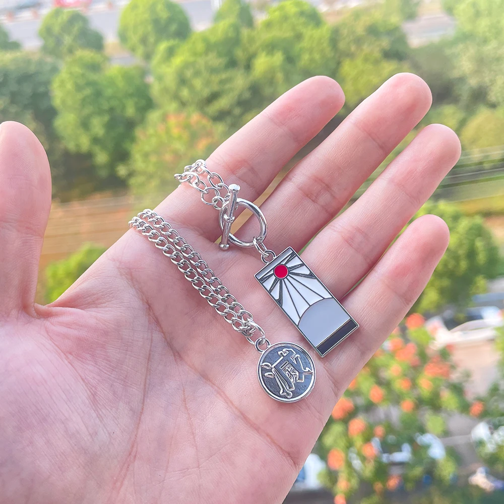 Многослойное ожерелье SONGCHANGJEWELRY "Убийца Демонов Танджиро" цинковый сплав