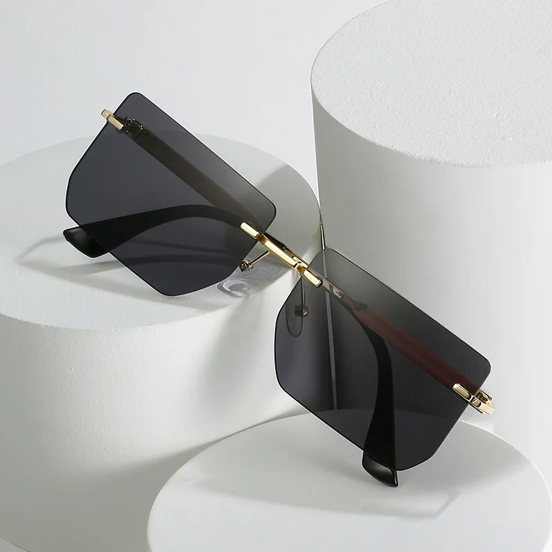 

Солнцезащитные очки без оправы с градиентом для мужчин и женщин, трендовые квадратные металлические солнечные очки UV400 для уличной съемки