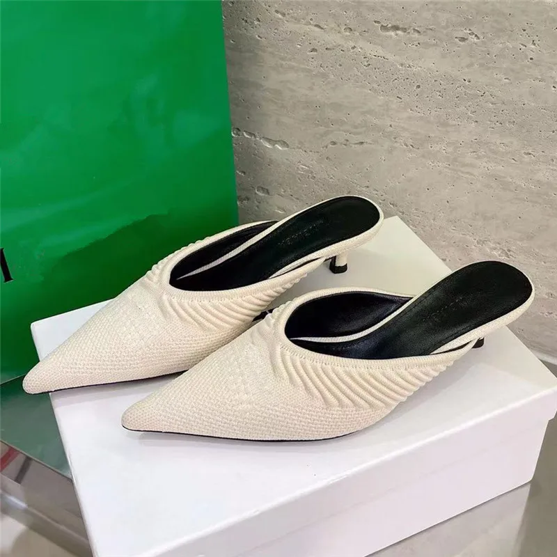

British Style Retro Leather Women's Slippers Casual Woven Women's Shoes Luxury Brand Women's High Heels Black Casual New Sandals