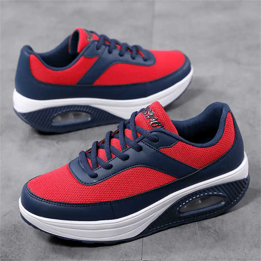 

Кроссовки женские спортивные на толстой подошве, от 2 до 7 лет