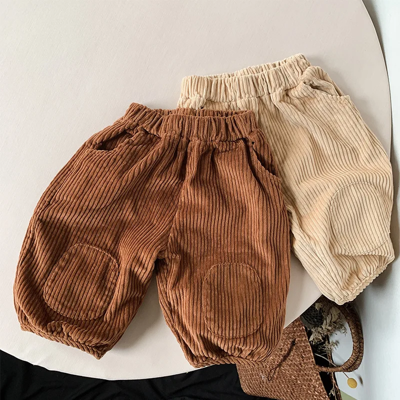 

2023 корейские весенне-осенние штаны для малышей мальчиков хлопковые вельветовые однотонные плотные брюки свободные теплые брюки с эластичным поясом для младенцев мальчиков