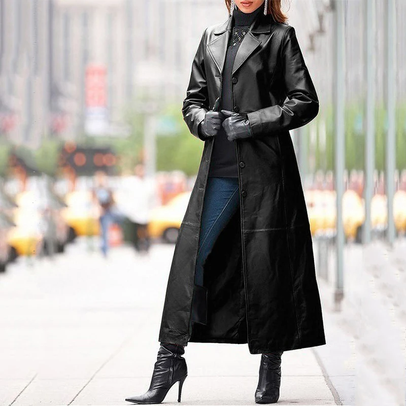 Рисунок 3 - Женская куртка-бомбер 2023