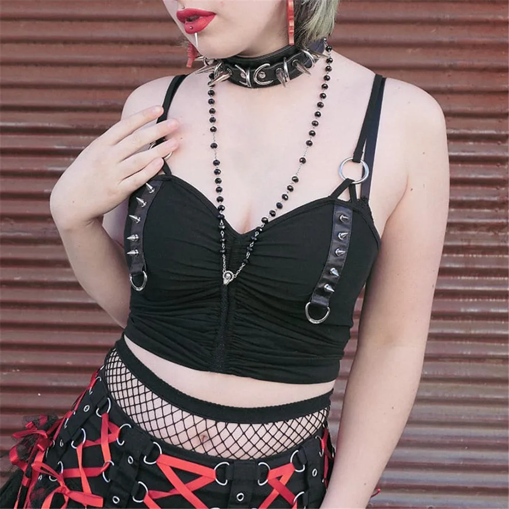 

Fashion Chic Women Tank Top Solid Color Rivet Patchwork Slim Pullover Punk Gothic Style Sexy Ladies Tank Top Summer Short Tops