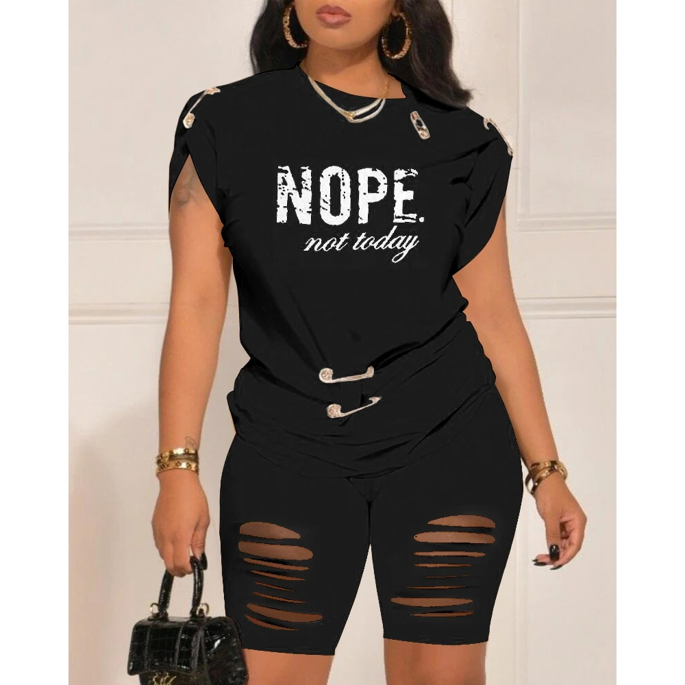 Women Casual Nope Letter Print Pins Design T-shirts & Cutout Deisgn Shorts Set Summer Female 2 Piece Suit Set Outfits Clothing