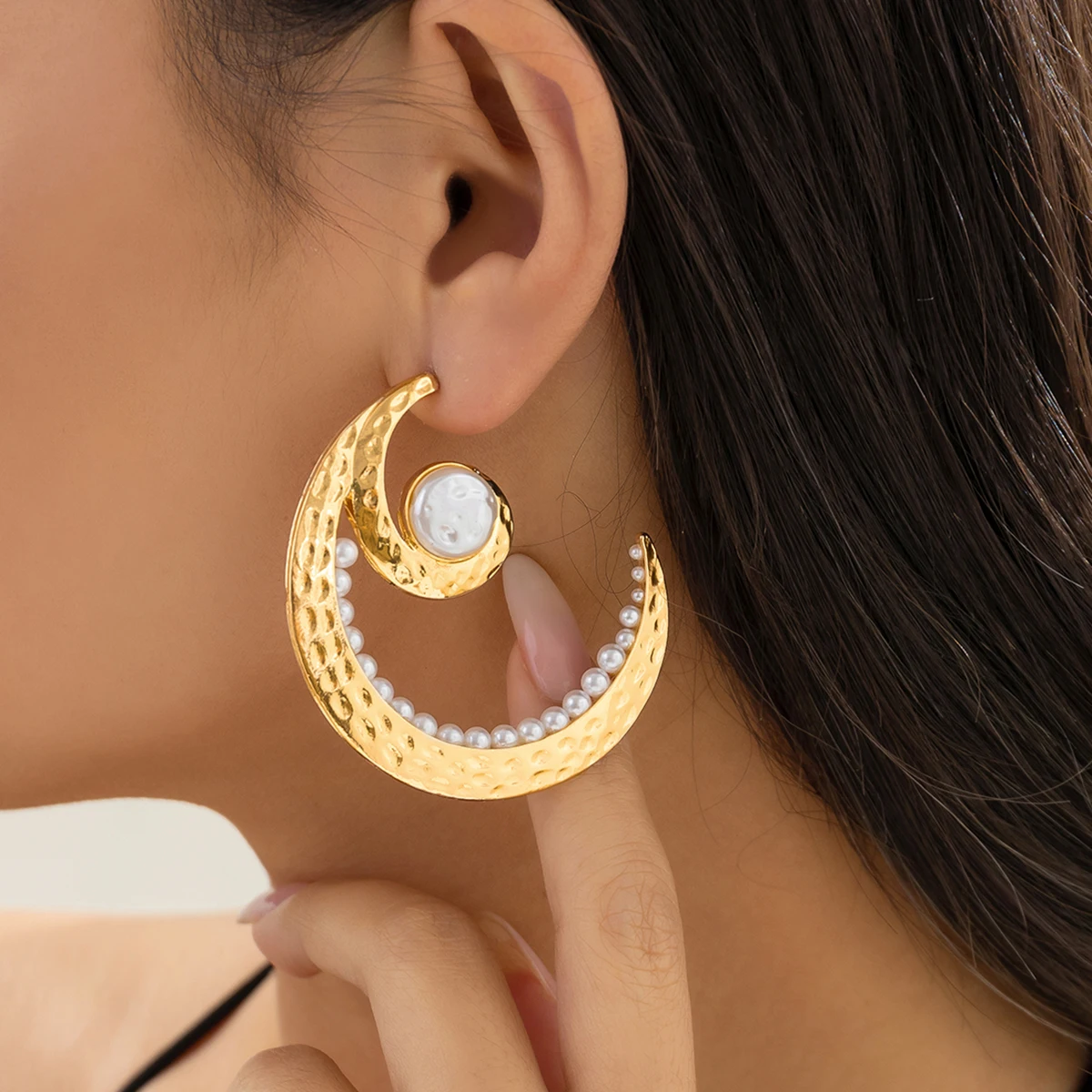 

Salircon Exaggerated Textured Metal Moon Big Drop Earrings Fashion Imitation Pearl Lace Earring Statement Punk For Women Jewelry