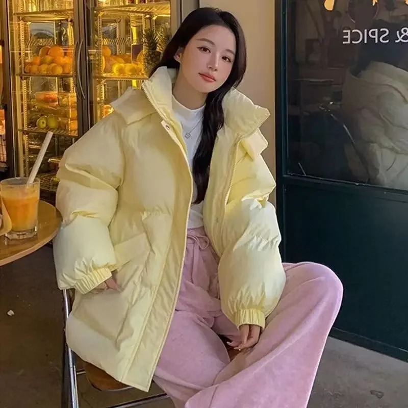 Рисунок 3 - Куртка женская теплая с капюшоном