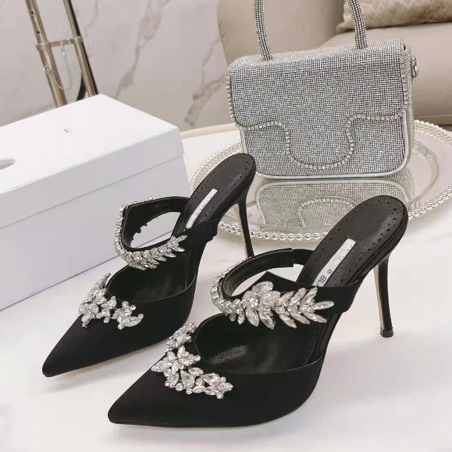 

2022 European and American women's new high heels satin rhinestone pointed toe sandals