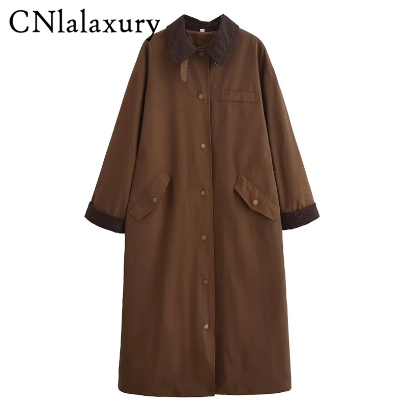 Женский двубортный тренч с отложным воротником