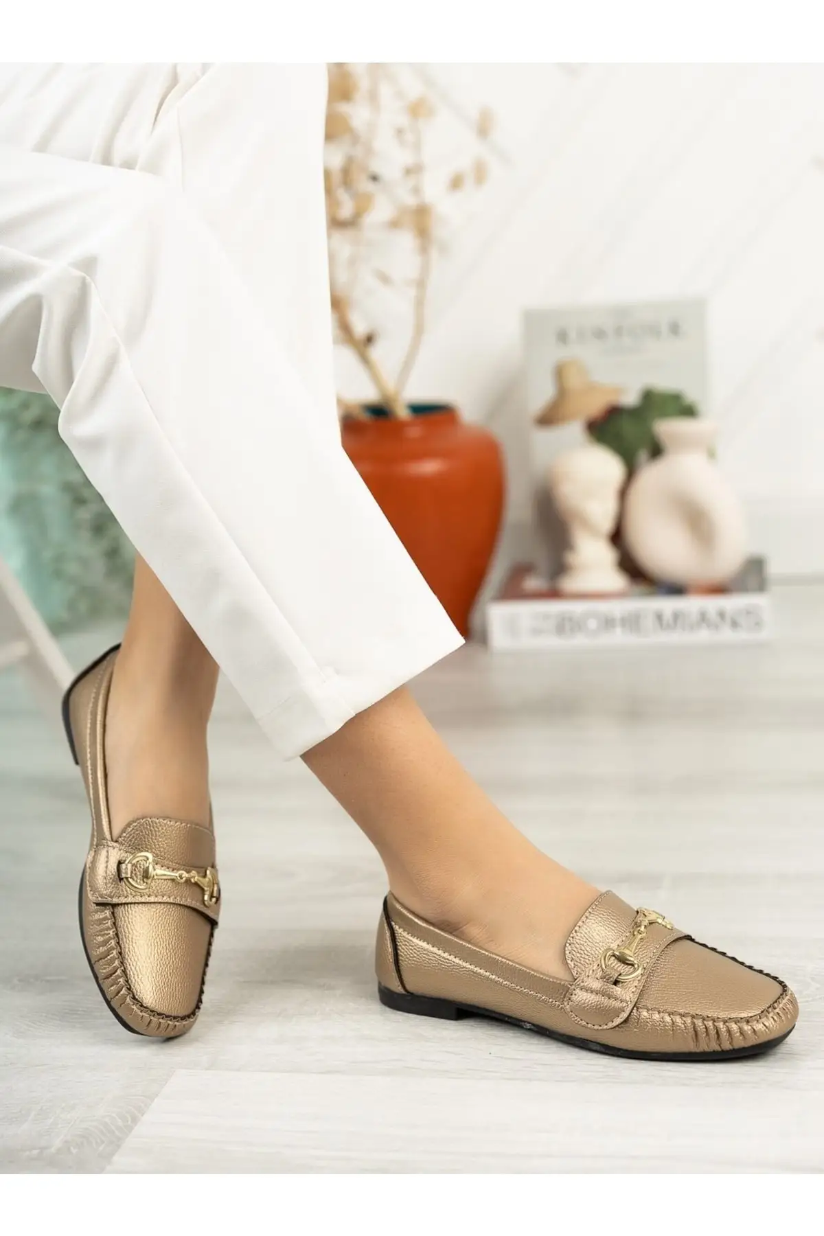 

Женские туфли на плоской подошве-модная золотистая обувь для бассейна на плоской подошве для женщин повседневная обувь элегантная обувь на...