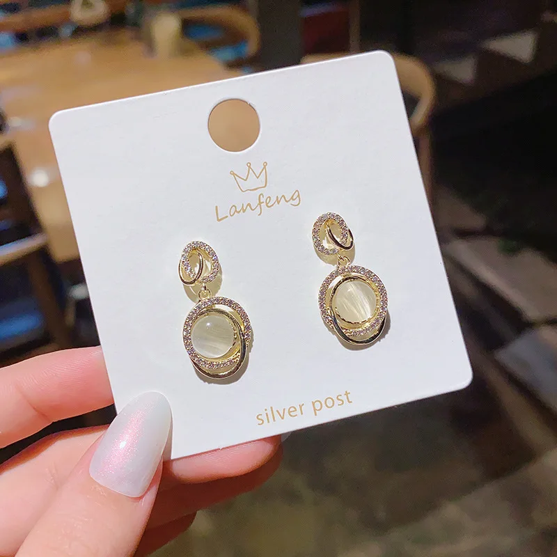 

2022 New Trend S925 Silvers Diamond Inlaid Square Circle Dangle Earrings Exquisite Jewellery for Women Fashion Earrings