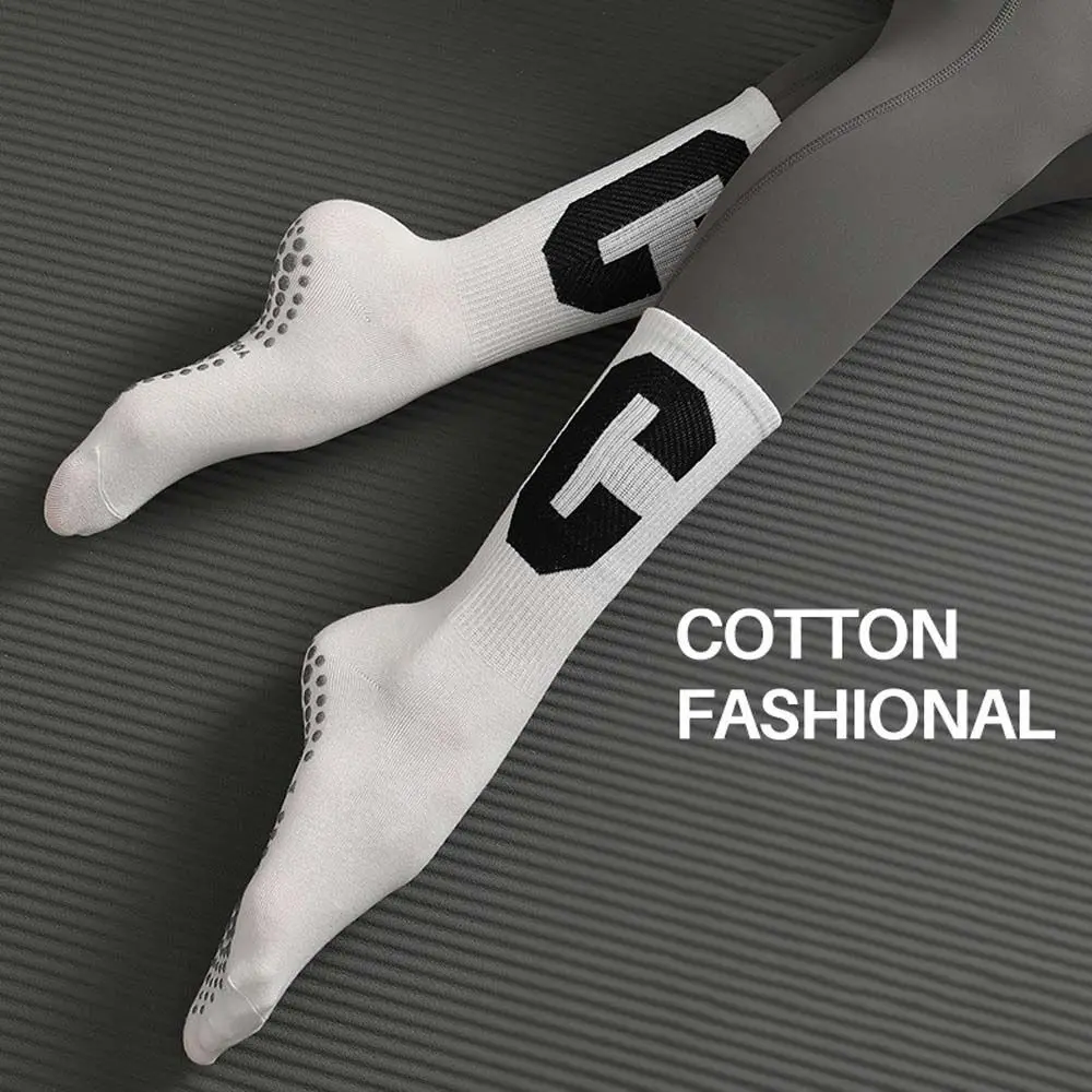 

Free Size Soft Quick-dry Breathable Ballet Fitness Yoga Socks Long Sports Socks Pilates Socks Women Gym Socks