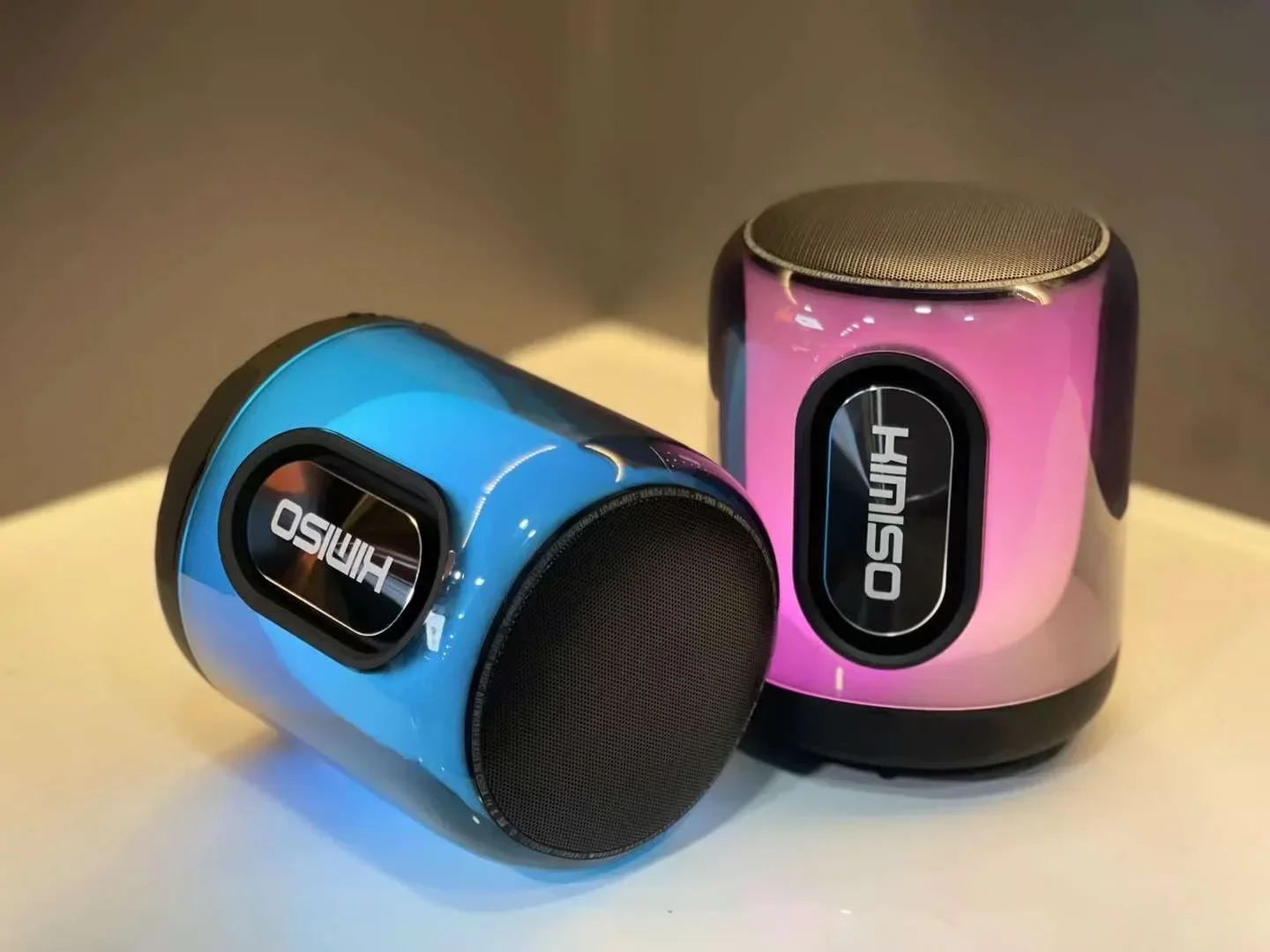 KIMISO KMS-A8 модный звуковой уличный музыкальный плеер светодиодный портативный