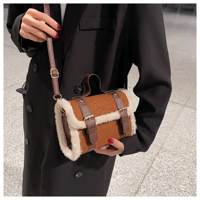 

New Handbags For Female 2022 Fashion Solid Color Shoulder Bags Square Plush Messenger Bags Pu Leather Designer Brand Purse Bags