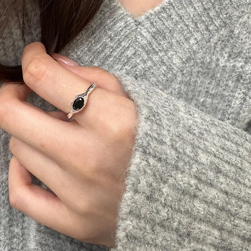 

Женское кольцо из серебра 925 пробы, с фианитом