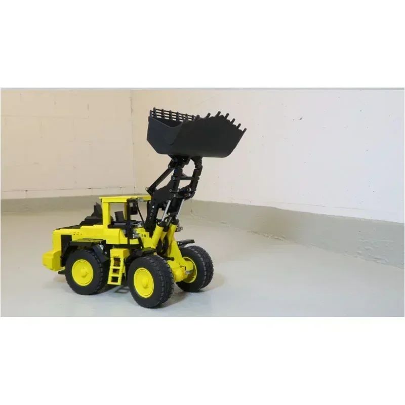 Конструктор MOC-64106: Радиоуправляемый электрический колесный погрузчик 4x4 (2351 деталь) – Подарок на День рождения для детей, индивидуальный заказ (art.: 3920db9701373) - 3920db9701373