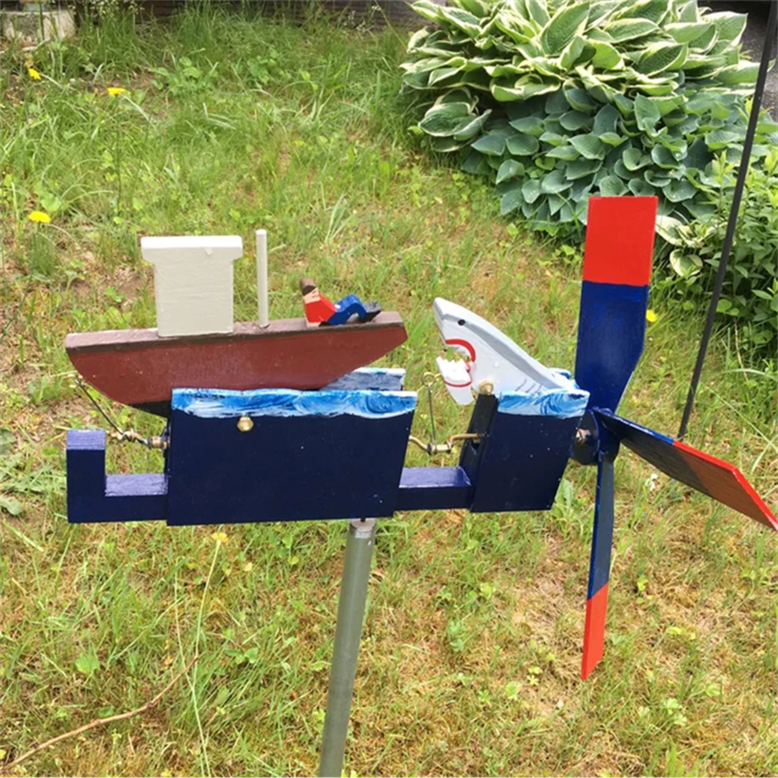 

Unique Shark Shape Flying Garden Spinners Metal Windmill Cool Yard Spinners Art Decoration for Garden Park Backyard Patio