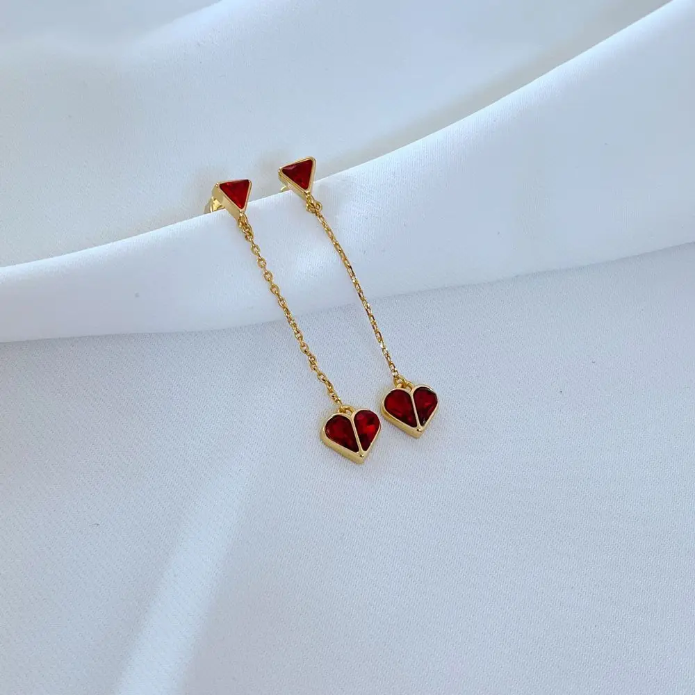 2023 новые модные милые геометрические треугольные серьги с сияющим красным