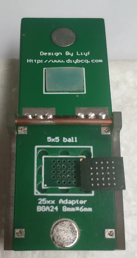 

BGA24 откидной сгорающий разъем 8 мм x 6 мм 5x5 Шариковый массив BGA24 К DIP8
