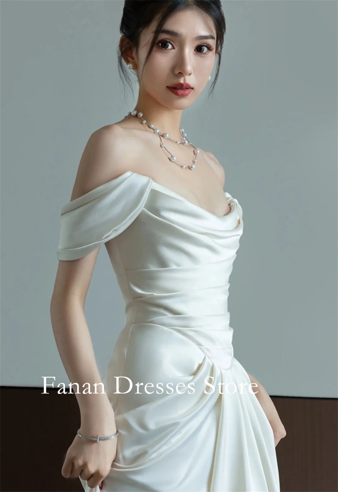 Фото FANAN Корея С открытыми плечами длиной до пола, с короткими рукавами и рюшами, платья невесты с мягким атласным корсетом, свадебные платья 웨딩드레스 цвета слоновой кости Custo №3