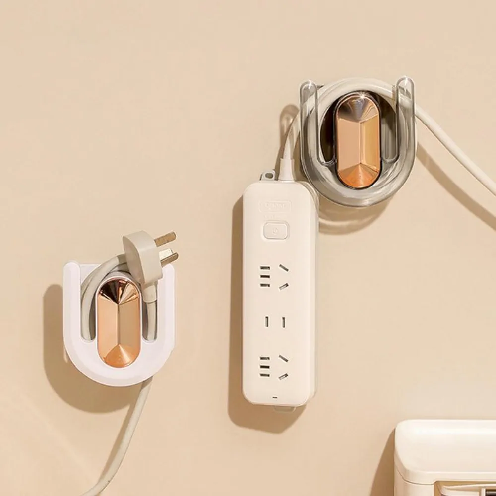 Стеллаж для хранения обуви на высоких каблуках в туалете