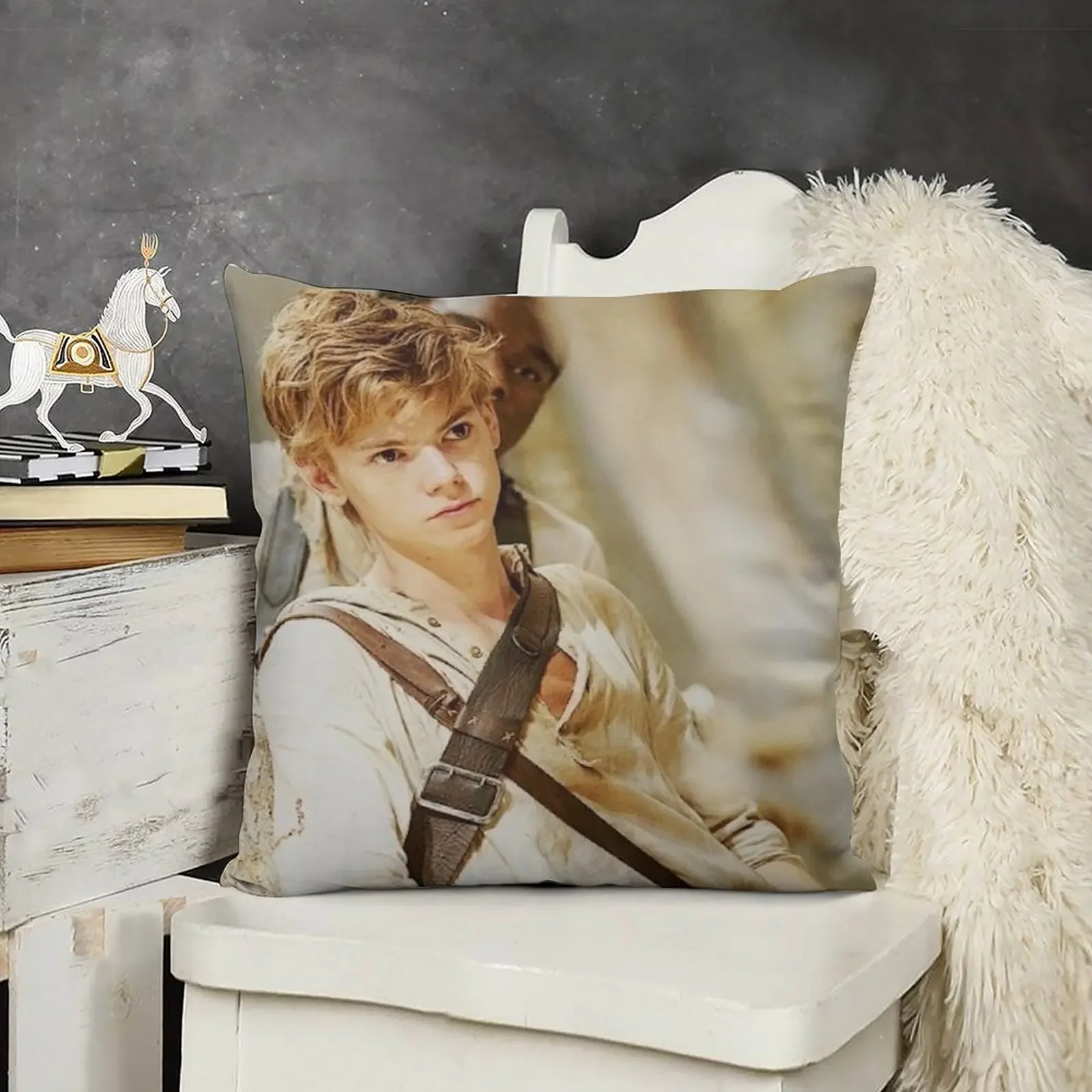 The Maze Runner - Декоративная подушка Newt 3 для сидения чехол подушки с вышивкой