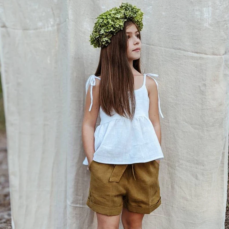 

Girls Linen Sleeveless Lace-up Tops 2022 Summer New Korean Cute Baby Girl Casual Solid Sweet Cotton And Linen Sling Blouse TZ056