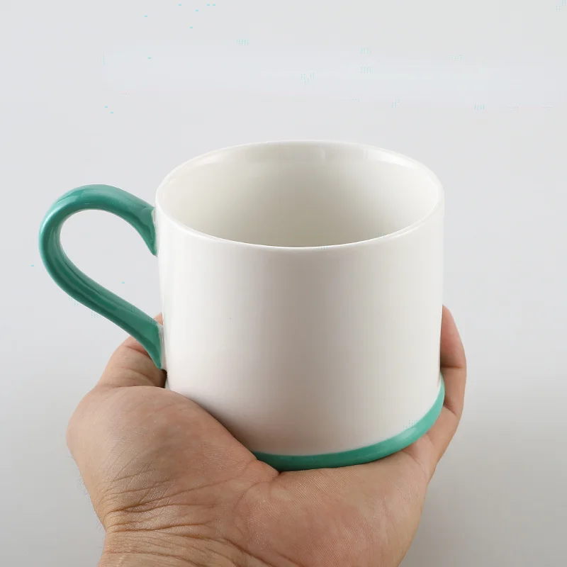 

Европейская чашка, креативная индивидуальная керамическая кружка, маленькая свежая чашка для дома, завтрака, кофе, чашка для воды, чашка для...