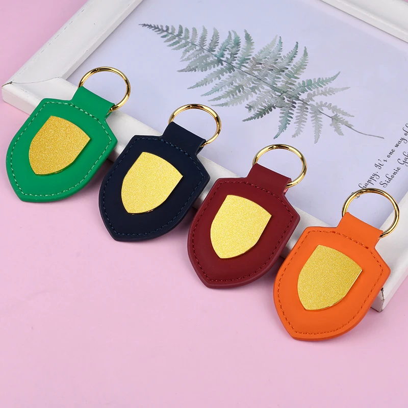 

Shield Leather Keychain Creative Couple Key Chain Personalized Cultural Travel Metal Pendant For Men Exquisite Fashion Gift