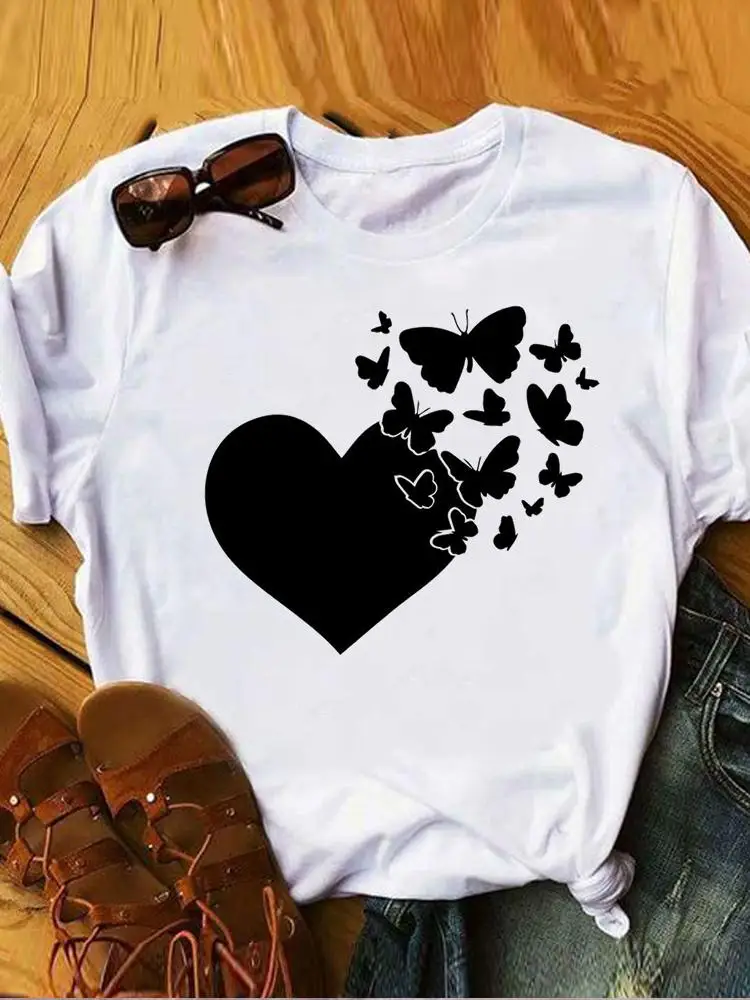 

Love Heart Trend Cute Summer Clothes T Women's Clothing Ladies Print Fashion T-shirts Short Sleeve Female Graphic Tee