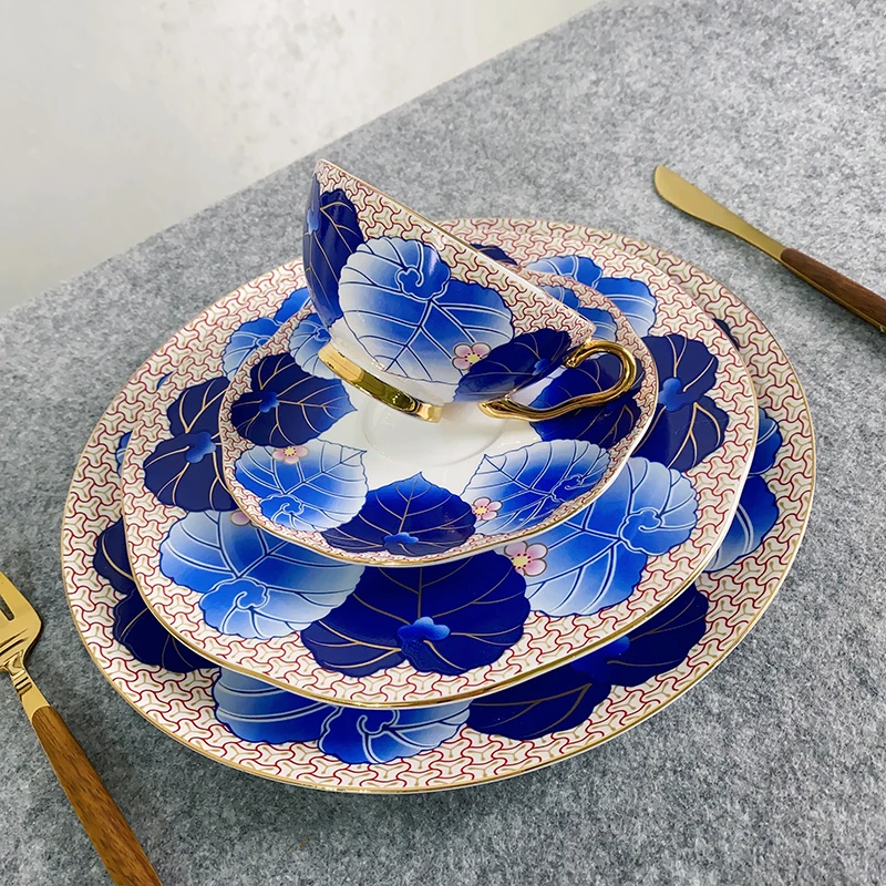 

Набор тарелок в европейском стиле, комплект из 8 предметов, кухонная посуда, нож, вилка и ложка, подарочная коробка