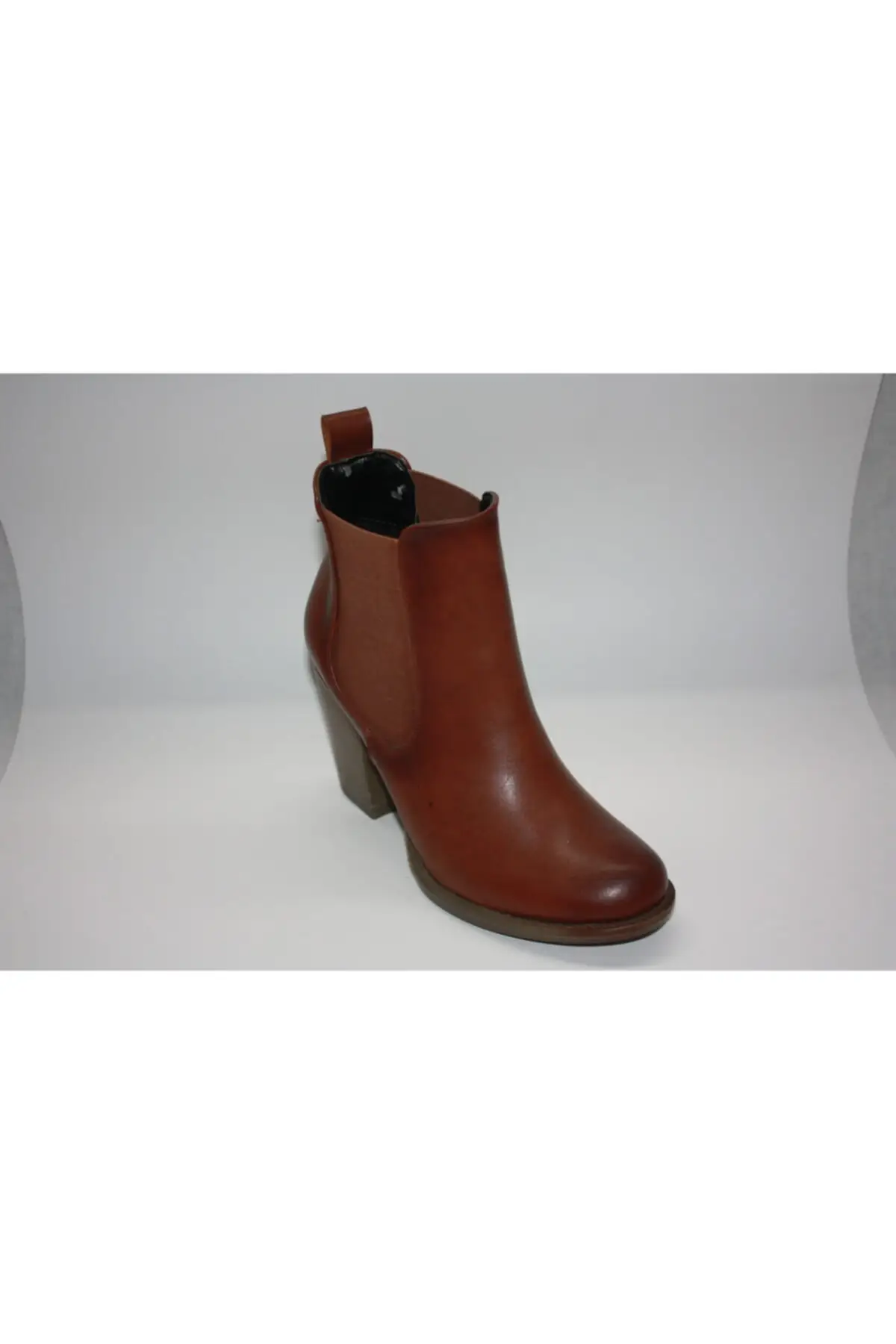

Lady Tan Boots
